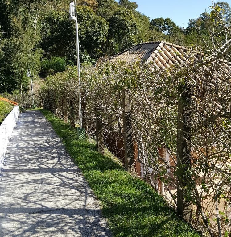 Pousada Recanto Dos Beija Flores Monte Alegre do Sul Exteriér fotografie