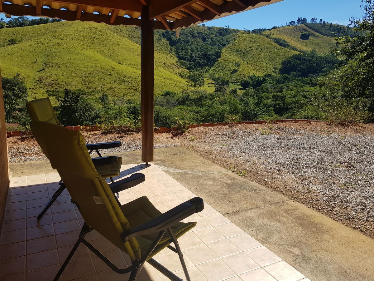 Pousada Recanto Dos Beija Flores Monte Alegre do Sul Exteriér fotografie